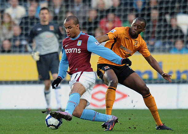 相比之下 相比之下