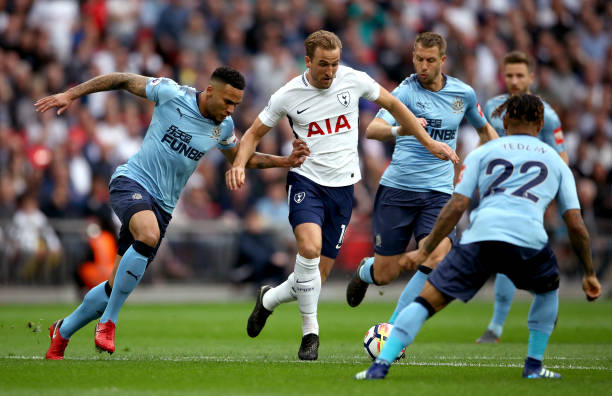 冠和联赛中 冠和联赛中